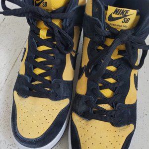 Nike SB Dunk High Reverse Goldenrod